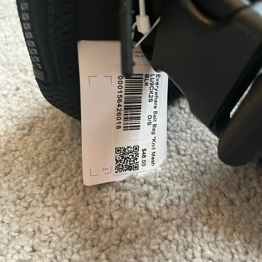 NWT LULULEMON Black Mesh Athletic Bag - Picture 8 of 8